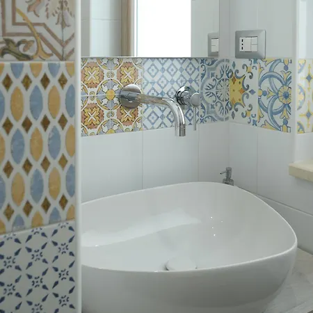 Oda ve Kahvaltı Gasparrini Napoli